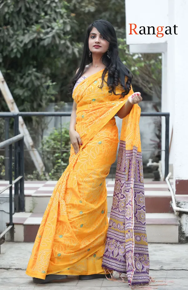 Handicraft_Women's_Bandhani_Print_Pure_Soft_Cotton_Saree_With_Zari_Border_And_Blouse_Piece_Rangat_Yellow_With_Blouse_Piece